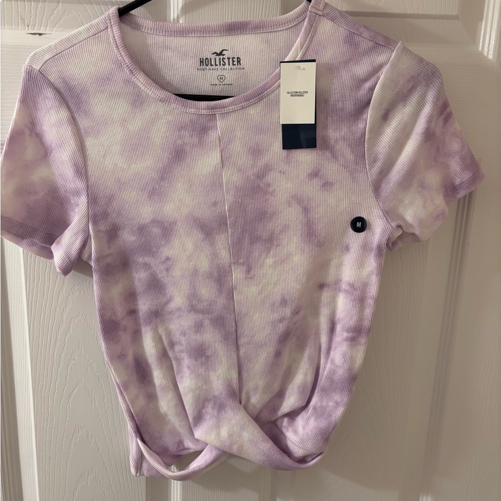 Hollister Women's Lavender Tie-Dye Tee